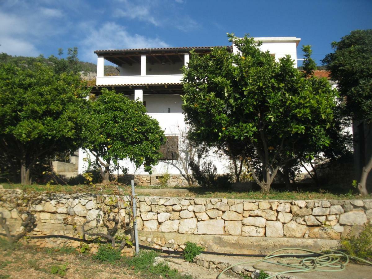 Apartments Bako Komiža Exterior foto